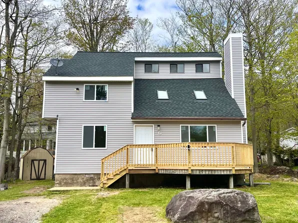 7414 Ventnor Dr, Tobyhanna, PA 18466