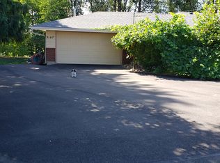 607 S Shobert St, Ridgefield, WA 98642
