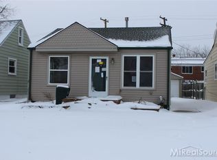 22427 Columbus Ave, Warren, MI 48089