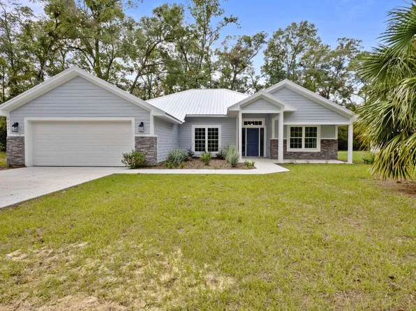 9099 Dorie Dr, Fanning Springs, FL 32693