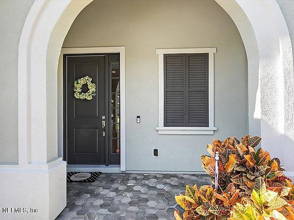 3rd image of 196 WINGSTONE Drive