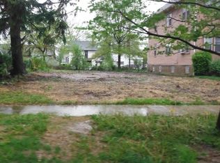 3550 Hildana Rd, Shaker Hts, OH 44120