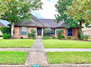 2918 Pasture Ln, Sugar Land, TX 77479