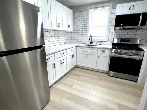 7103 Stockley Rd, Upper Darby, PA 19082