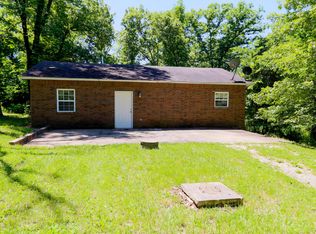 2135 Center Rd, Ozark, MO 65721