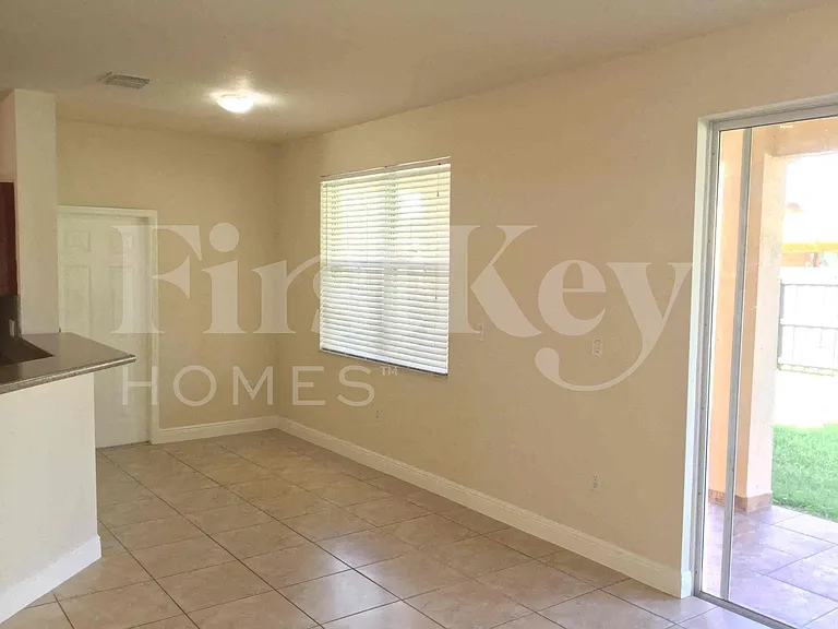 20365 SW 129 Avenue Dr — Photo 8