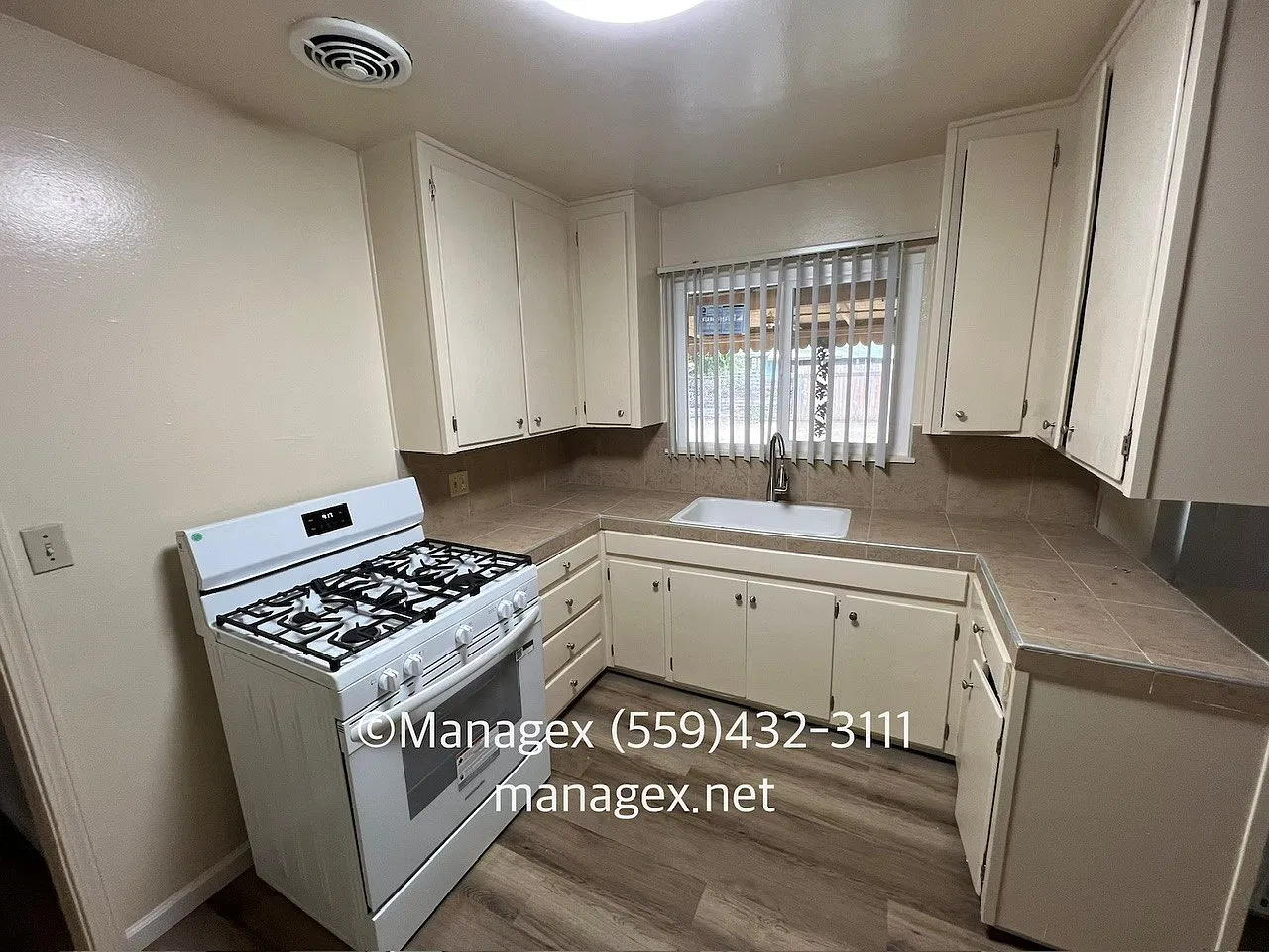 3 bed, 1092 sqft, $1,650 — Photo 4