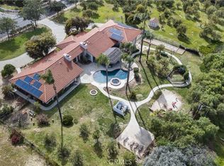 408 Tumble Creek Ln, Fallbrook, CA 92028