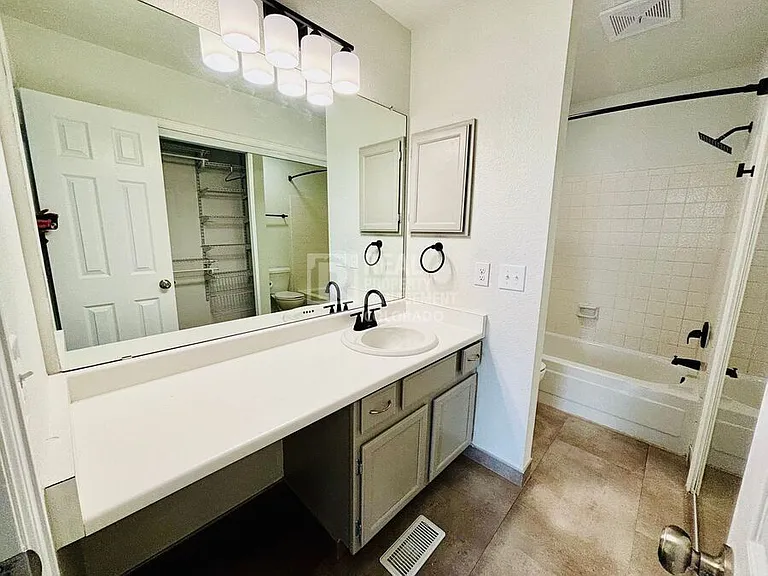 8134 N Gray Ct #506 — Photo 14