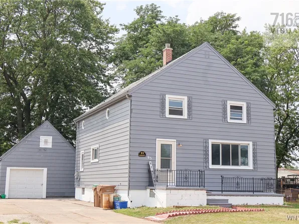 93 Gardenvale Dr, Cheektowaga, NY 14225