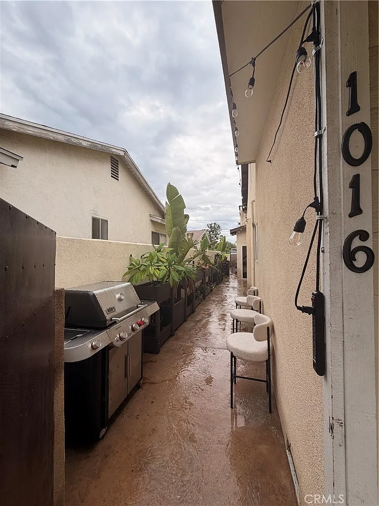 4 bed, 1806 sqft, $5,000 — Photo 1