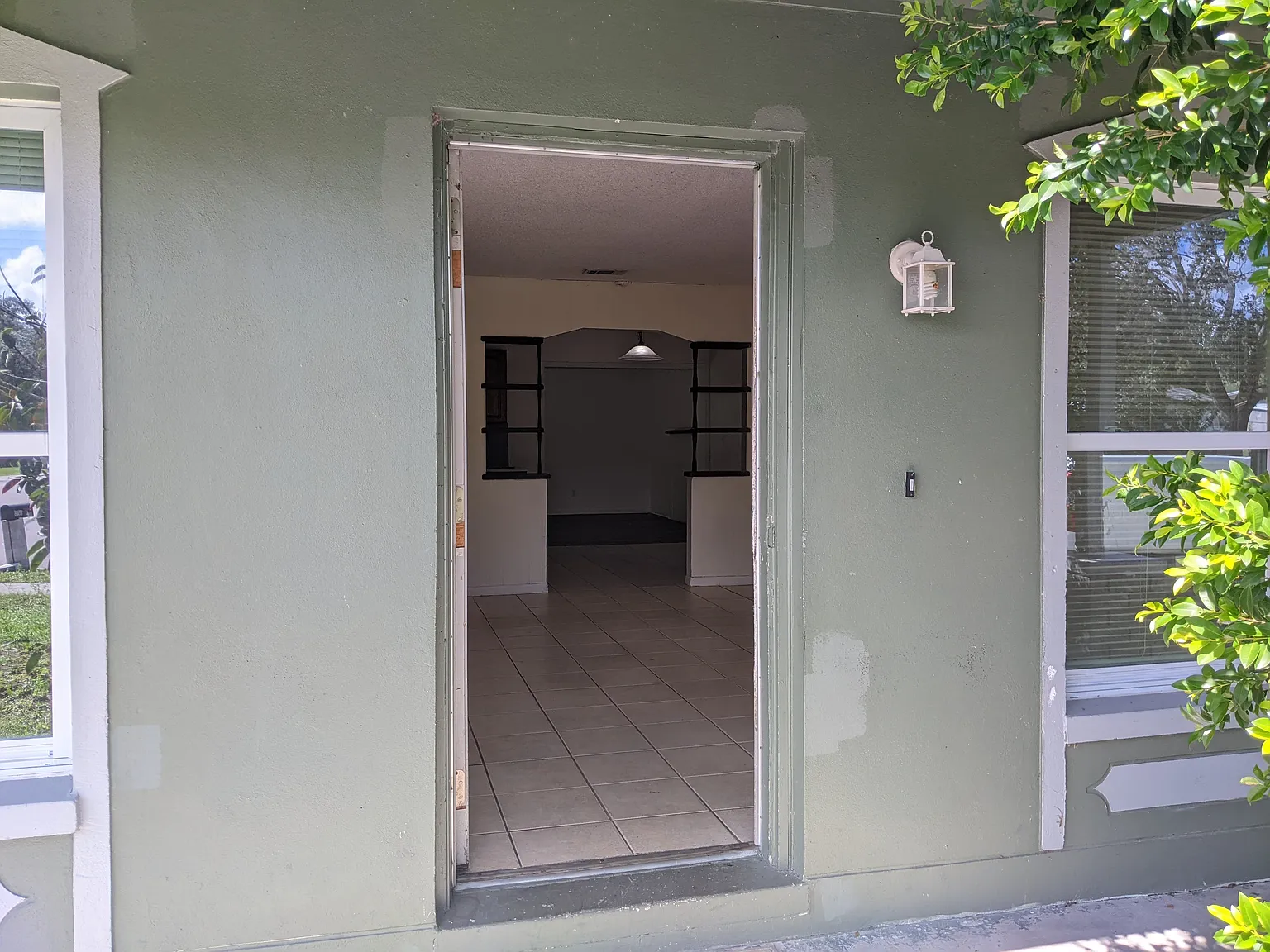 3 bed, 1222 sqft, $1,850 — Photo 2