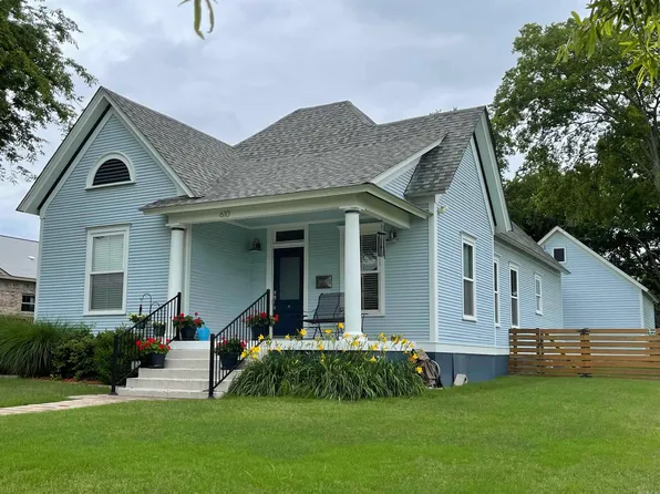 610 E 16th St, Little Rock, AR 72202