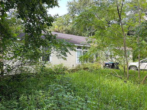 3rd image of 23442 E Colonial Dr