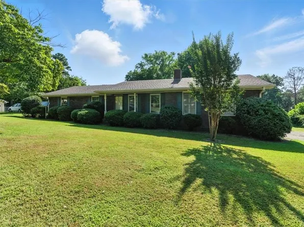 278 Oak Hill Dr, Rockmart, GA 30153