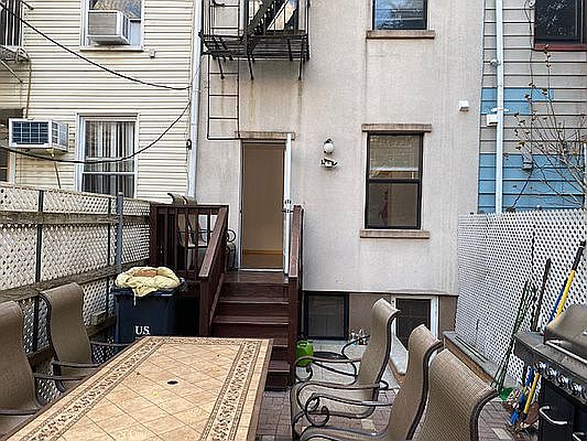 2nd image of 243 Nassau Ave #A
