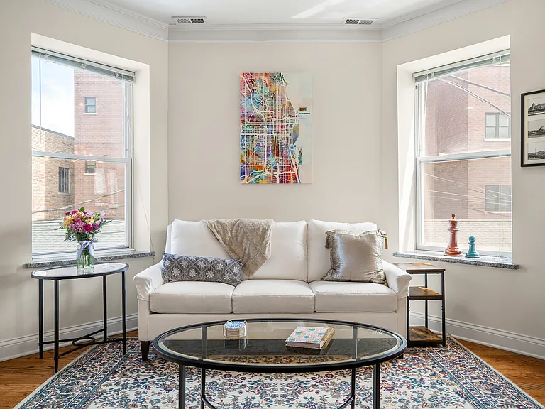 2117 W Irving Park Rd #2R — Photo 12