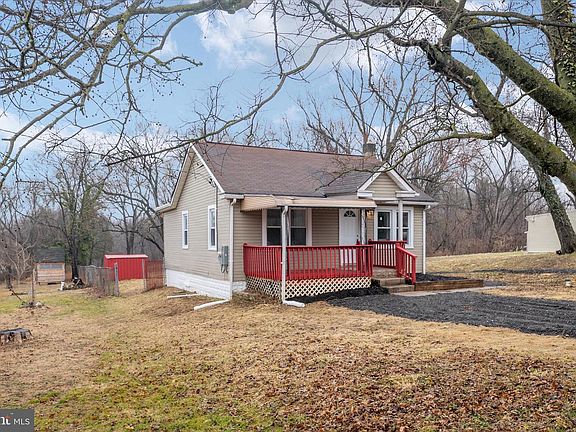 2nd image of 1125 Furnace Rd