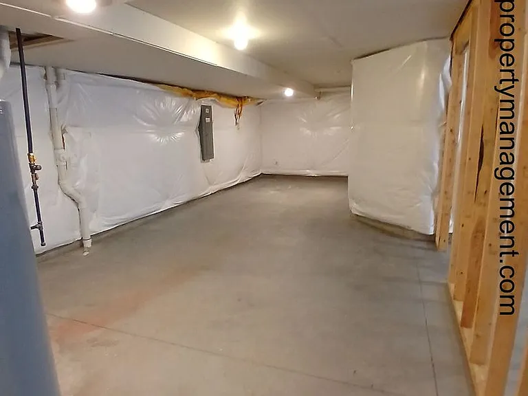2404 SW Plaza Pkwy — Photo 16