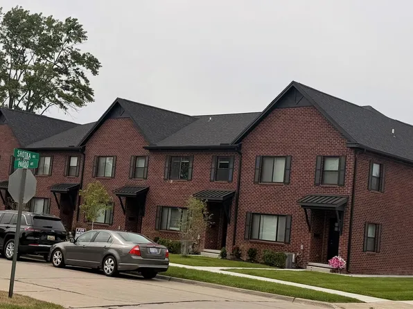 30712 Pardo St, Garden City, MI 48135