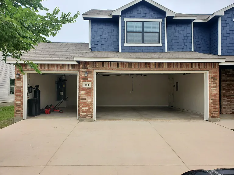 3 Car garage