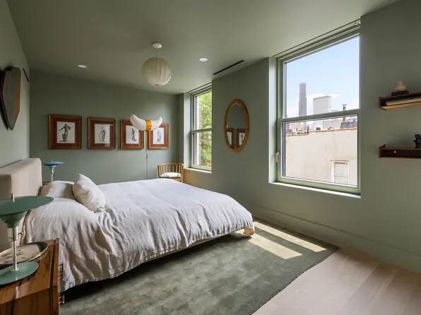 205 Clinton Street image 29 of 38