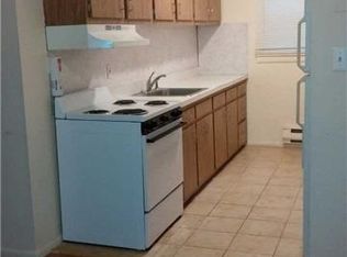 100 S 4th St APT G, Lindenhurst, NY 11757