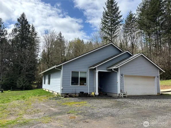 143 Ownes Road, Castle Rock, WA 98645