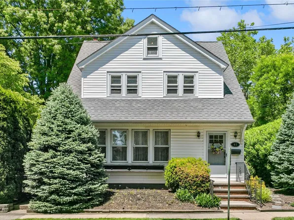 41 Prospect Street, Williston Park, NY 11596