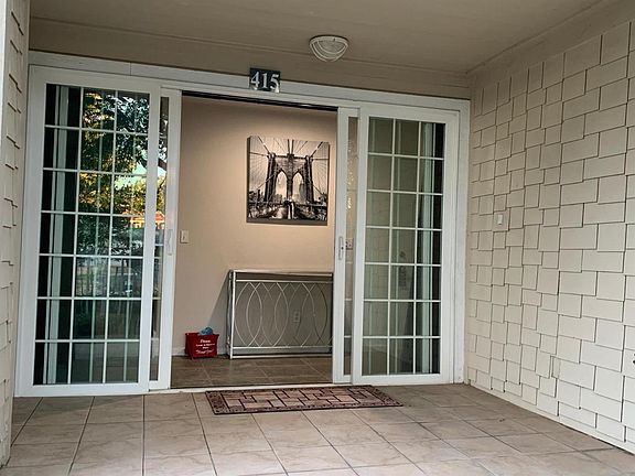 2nd image of 415 Harriet Ln