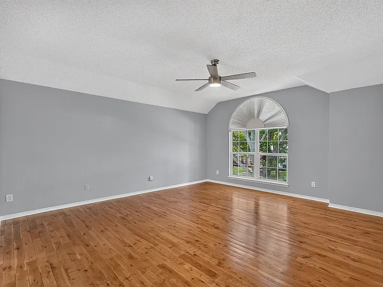 3113 Lochaven Dr — Photo 19