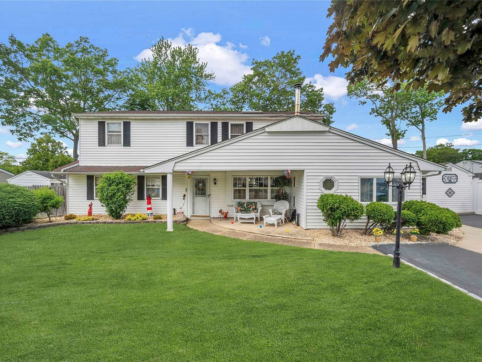 51 Clymer Street, Port Jefferson Station, NY 11776 Zillow