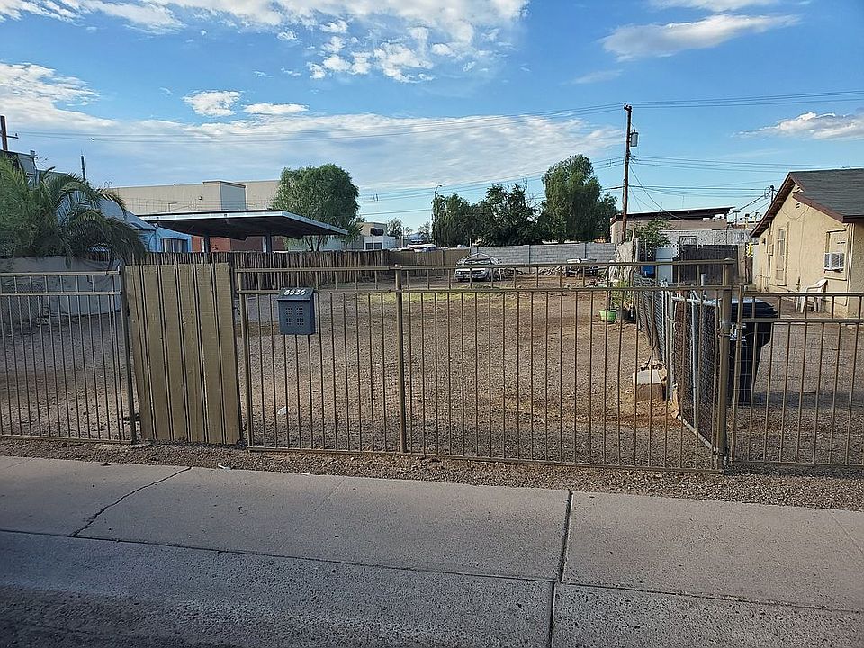 2nd image of 3535 W Melvin St