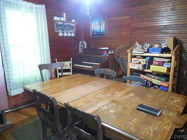 2nd image of 14525 Hermitage Loop Rd