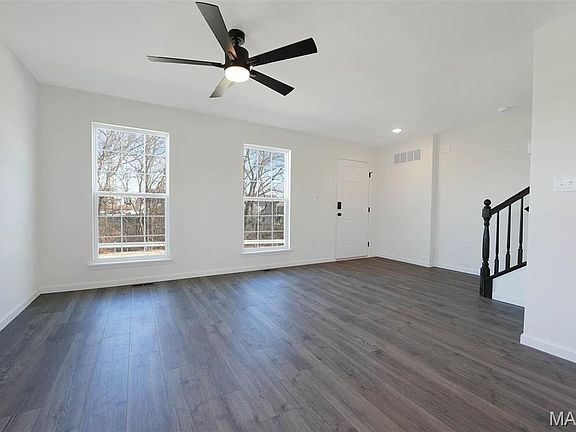 4th image of 401 Sunset Hollow Dr