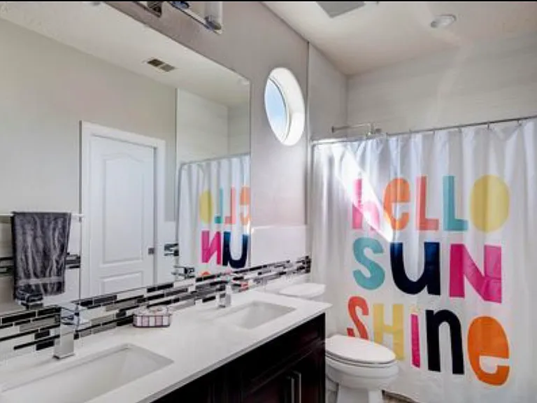 11201 Spyglass Hill Ln NE — Photo 11