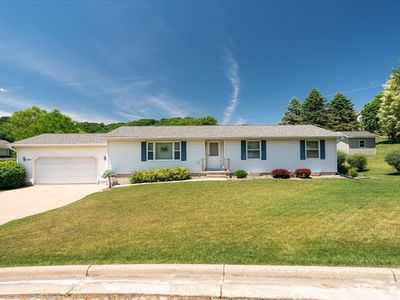 224 Eagles Bluff Rd, La Crescent, MN, 55947