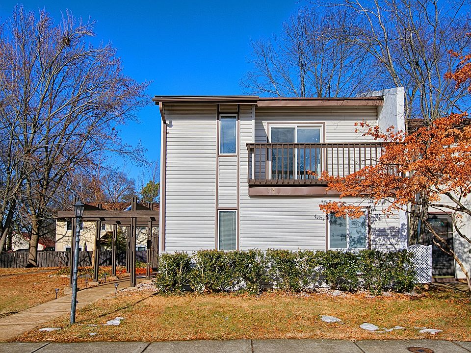 1st image of 115 Drury Cir