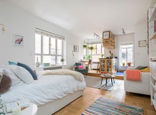 165 W 20th St APT 3A, New York, NY 10011