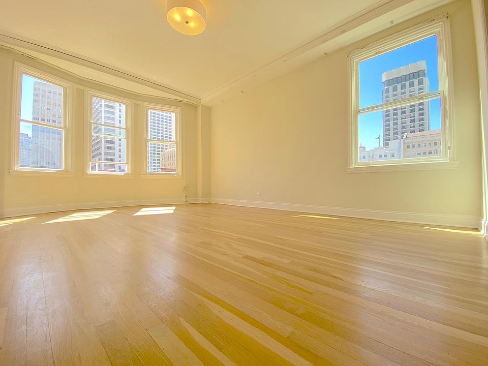 Main Room - southeast.