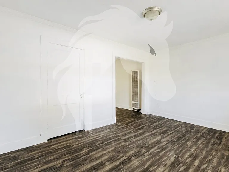 820 S 6th St #4 — Photo 13