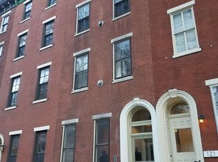 123 S 20th St #1R, Philadelphia, PA 19103