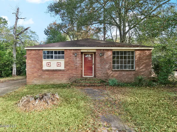 612 W New York Ave, McComb, MS 39648