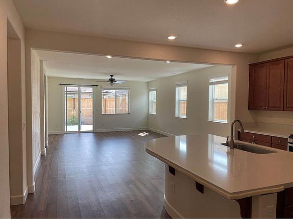 2nd image of 1255 Grey Owl Dr