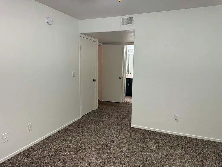 3115 Casey Dr #201 — Photo 24