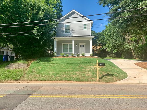 3rd image of 229 Vine St