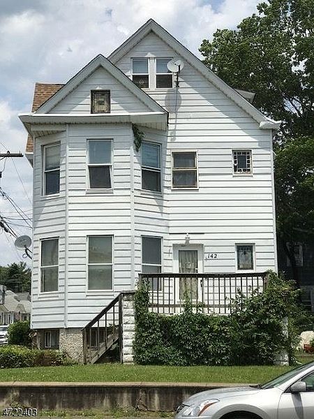 2nd image of 142 Brown Ave