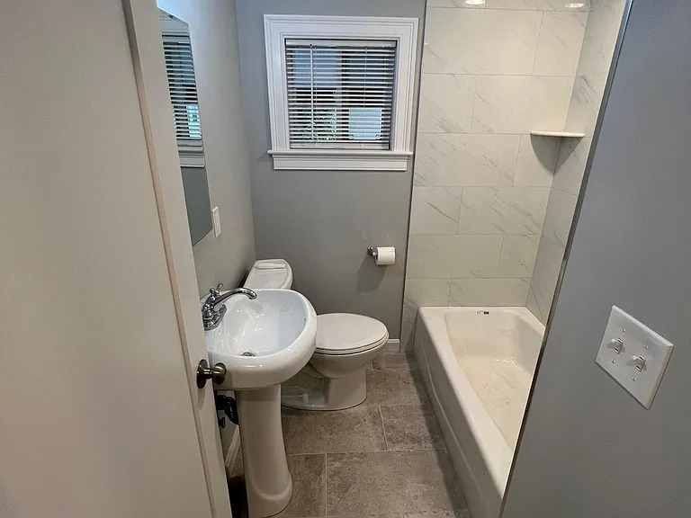 10 Nathan Rd #B — Photo 10