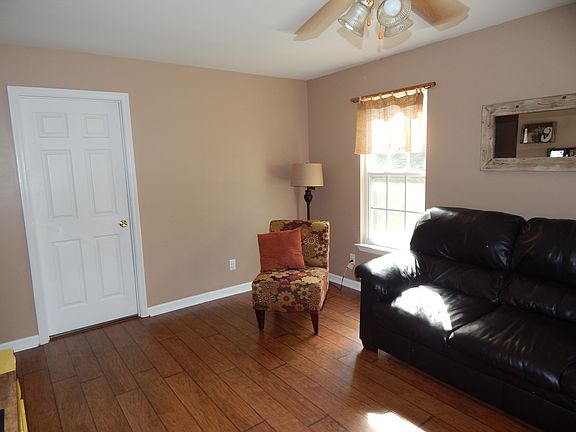 4th image of 515 Myers Road
