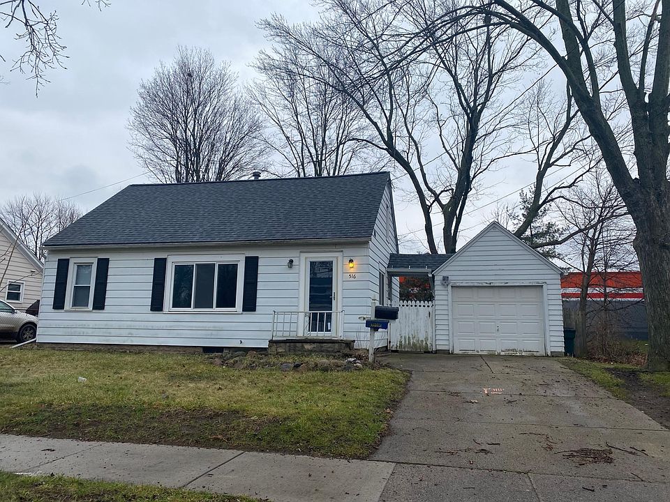 1st image of 516 Robert St